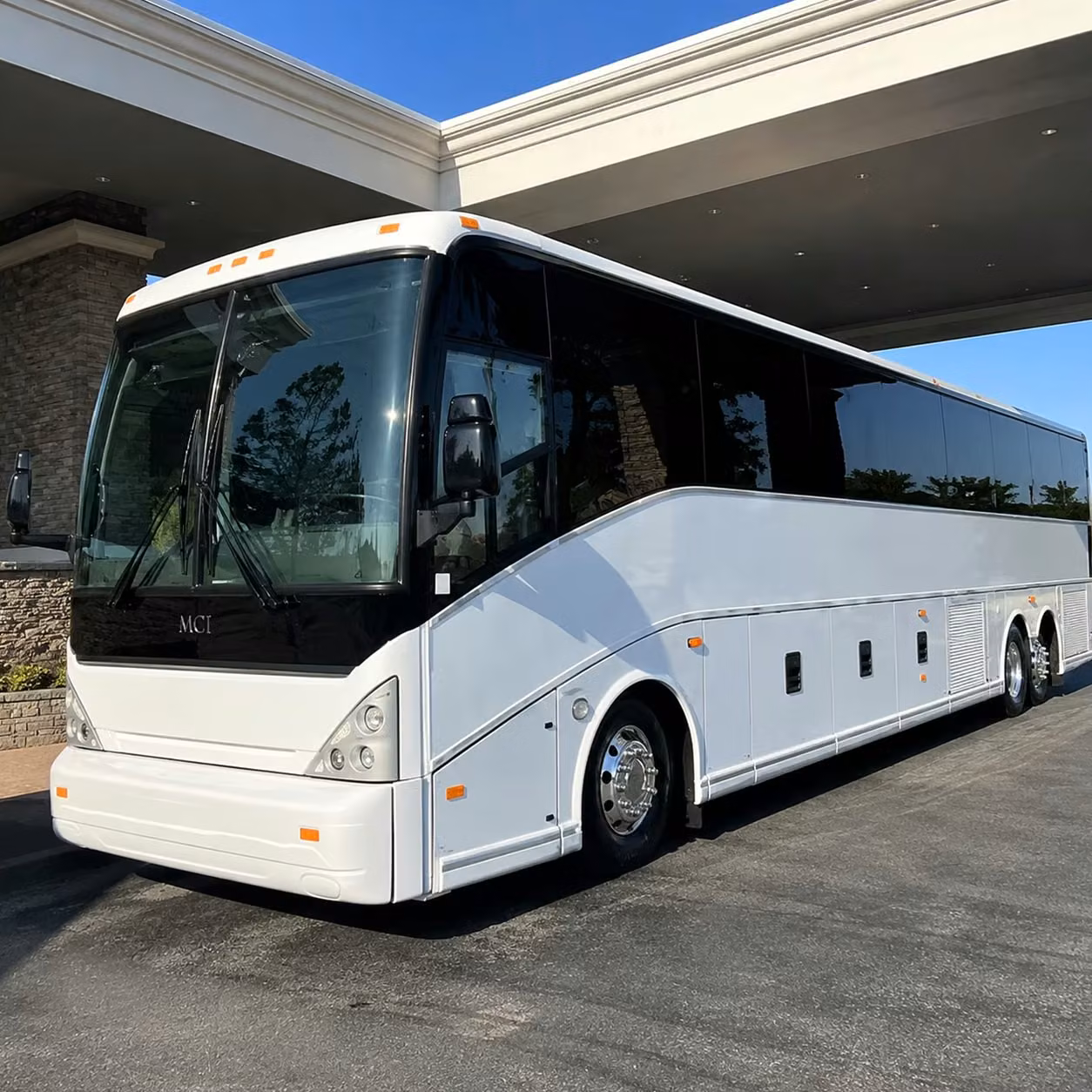 let busrentalontario com handle transfers between ont and los angeles area airports