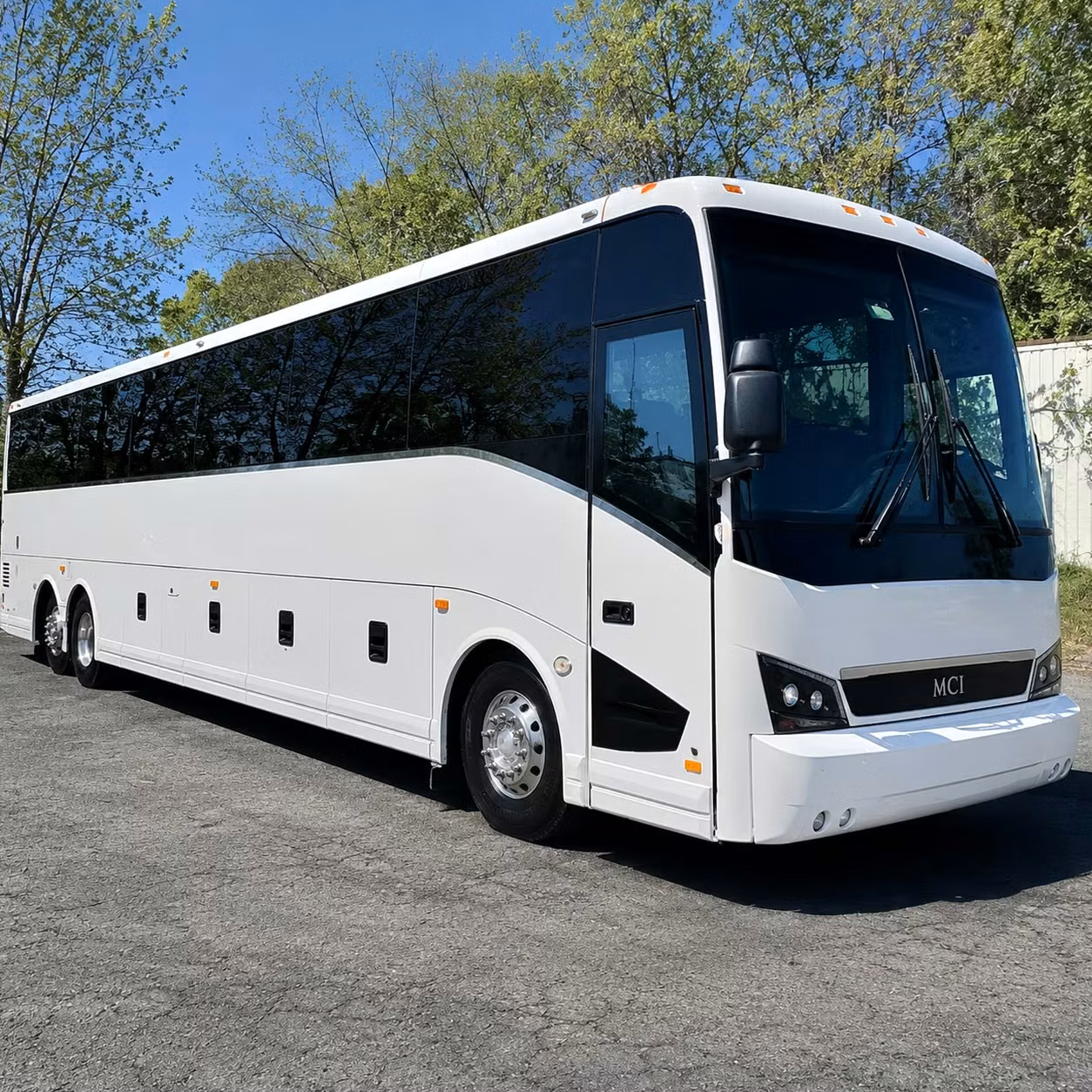 sofi stadium and kia forum concert shuttles from ontario